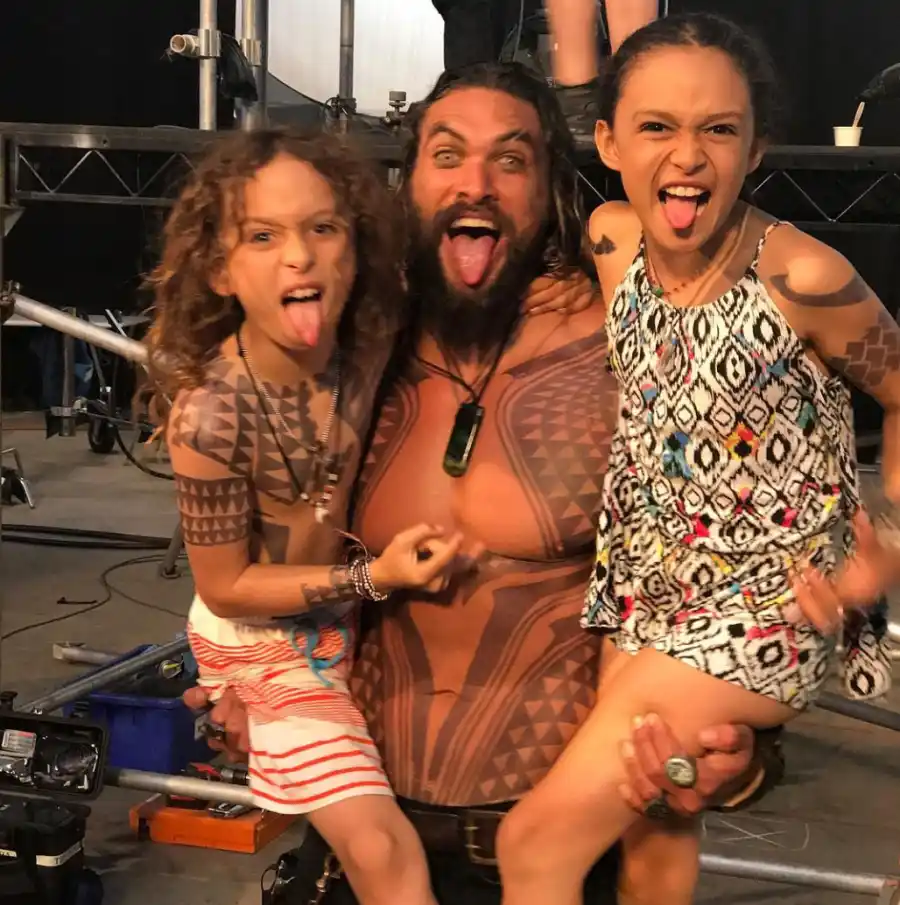 Jason-Momoa-and-Lola-and-Nakoa-Sweet-Song