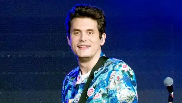 John-Mayer-Offers-Hilarious-Response-to-Fan-Wondering-How-He’s-Still-Single