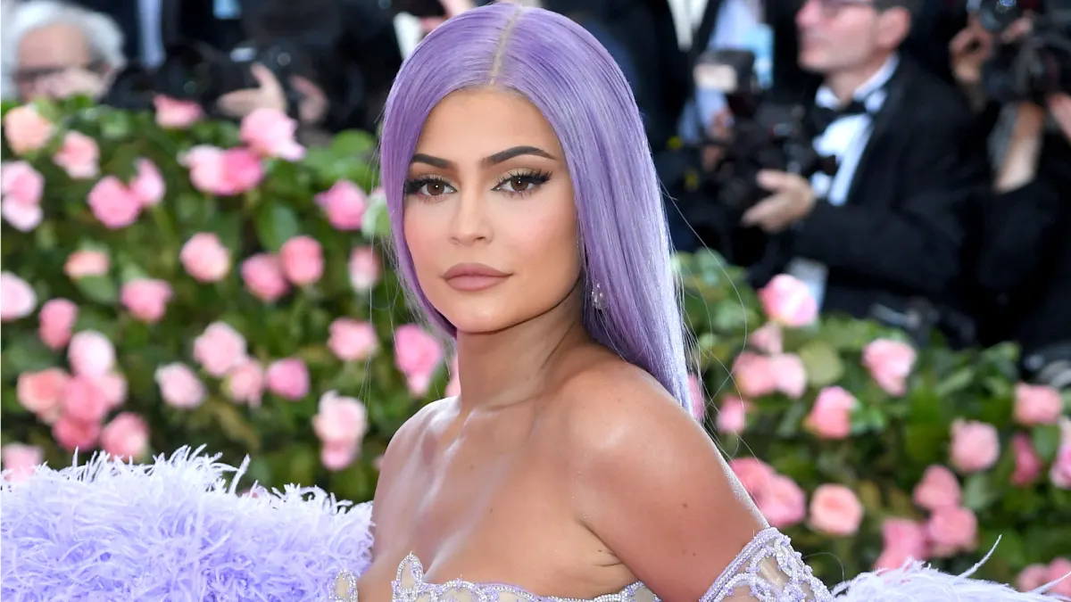 Kylie Jenner Shares Self-Reflection Post While on Girls' Trip, Details 'Anxiety'