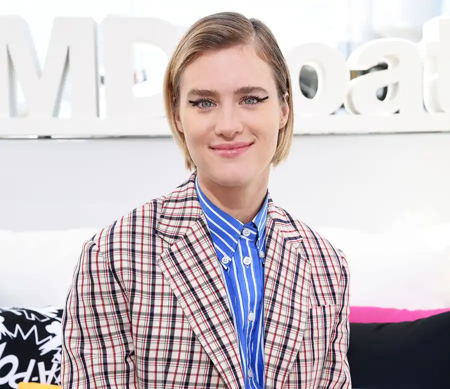 Mackenzie Davis Comic Con 2019