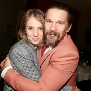 Maya-Hawke-and-Ethan-Hawke-Stranger-Things