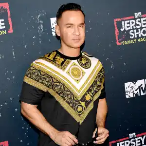Mike-Sorrentino-Lauren-celebrates-birthday-from-jail-2