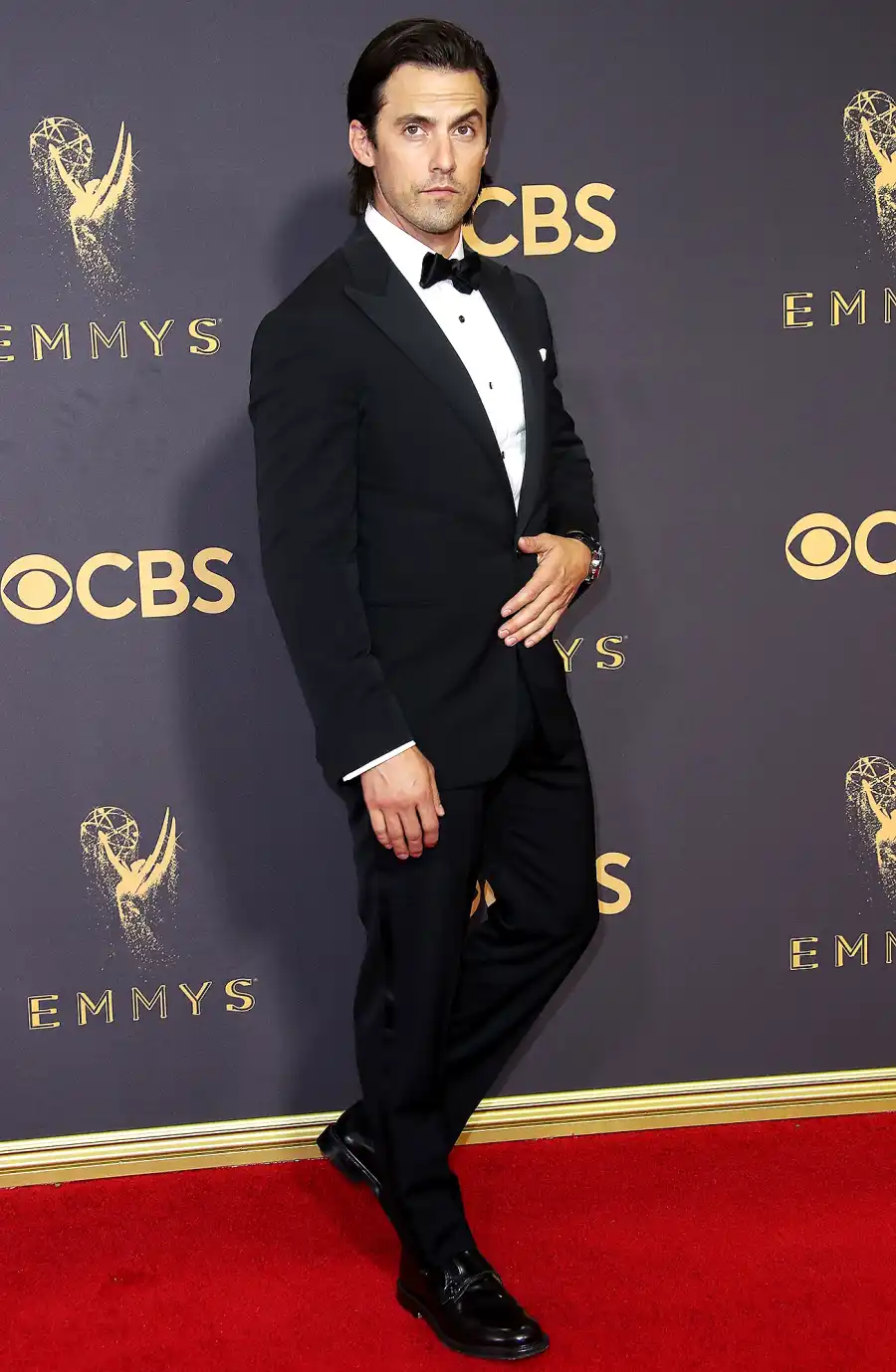 Milo-Ventimiglia-emmys-2017-suit