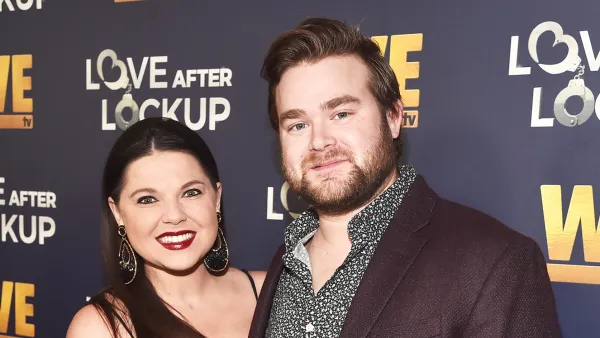 Pregnant Amy Duggar Baby Bump Dillon King