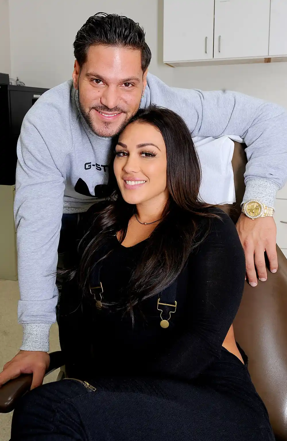 Ronnie Ortiz-Magro Reveals Girlfriend Jen Harley Might Be Pregnant on &lsquo;Jersey Shore Family Vacation&rsquo;