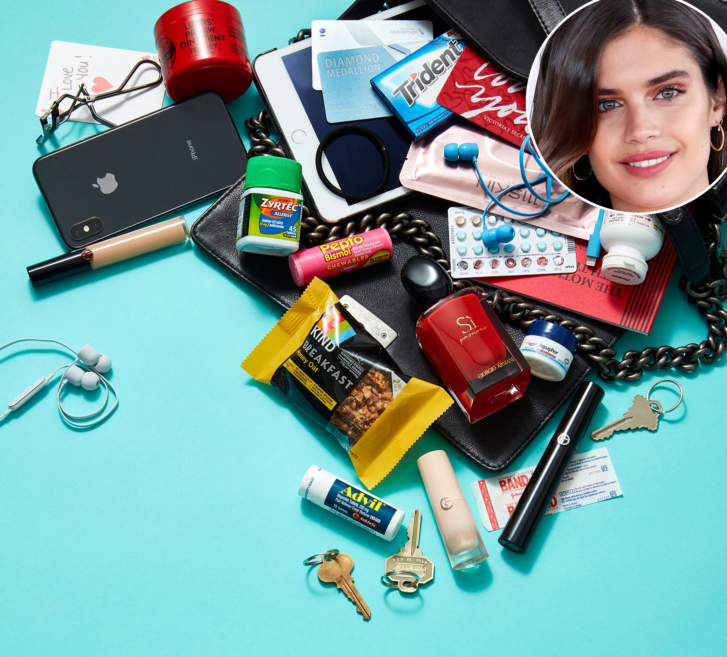 Sara Sampaio What's in My Bag
