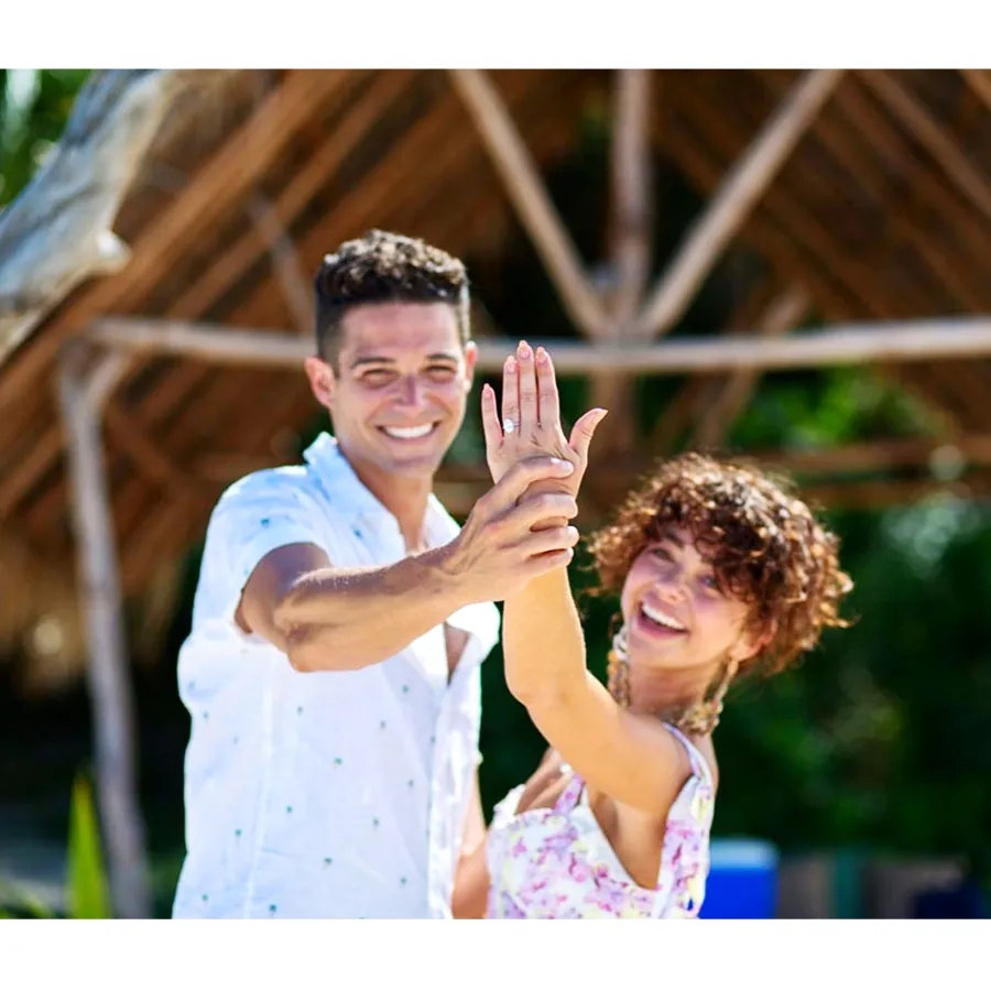 Sarah Hyland The Prettiest Celeb Engagement Rings of 2019 So Far