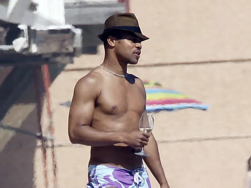 Shirtless Dads Cuba Gooding Jr.
