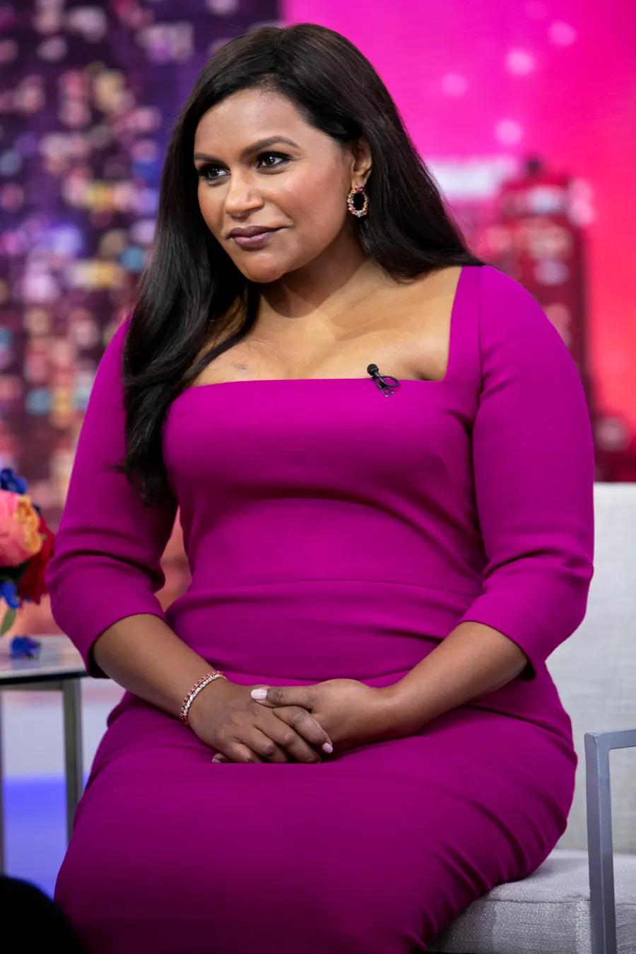 Stars Who Can Be Small Spenders Mindy Kaling