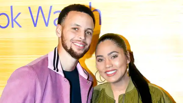 Stephen-Curry-Defends-Wife-Ayesha-After-Trolls-Mock-Her-for-Dancing-at-Her-Restaurant-2