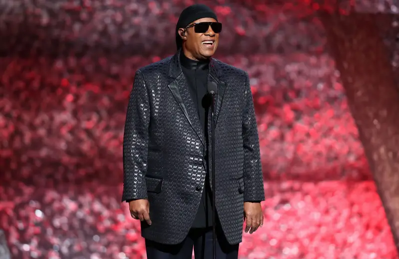 Stevie Wonder Announces He Will Undergo Kidney Surgery