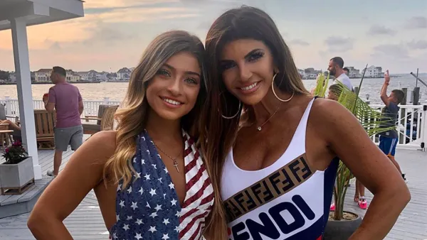 Teresa Giudice Daughter Twinning Instagram