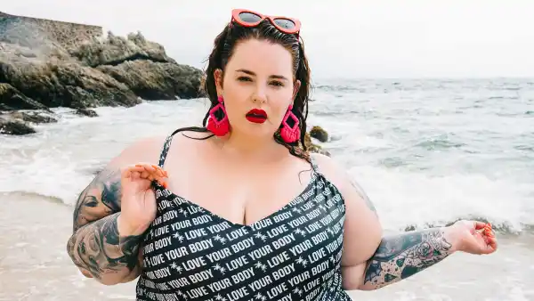Tess Holliday Looks Amaze in Love Your Body Bathing Suit on Nylon