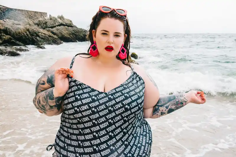 Tess Holliday Looks Amaze in Love Your Body Bathing Suit on Nylon