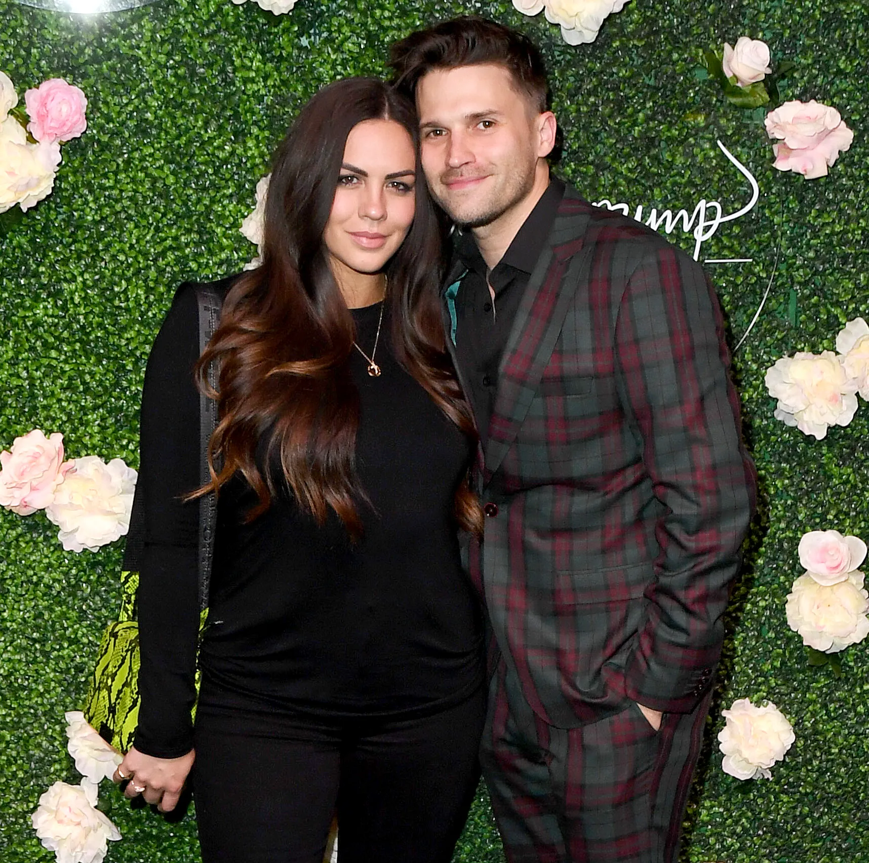 Tom-Schwartz-and-Katie-Maloney-Get-Their-Marriage-License-During-Cast-Trip-to-Las-Vegas-p