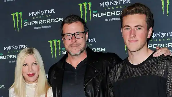 Tori Spelling, Dean McDermott and their kids