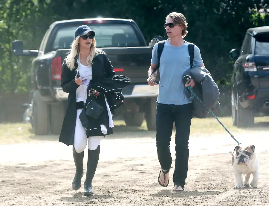 1-Kaley-Cuoco-and-Karl-Cook-start-dating-March-2016