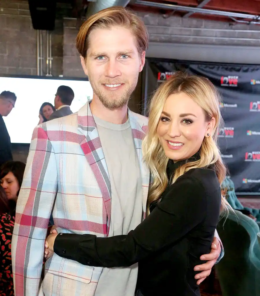 8-Karl-Cook-Kaley-Cuoco-rescue-seal