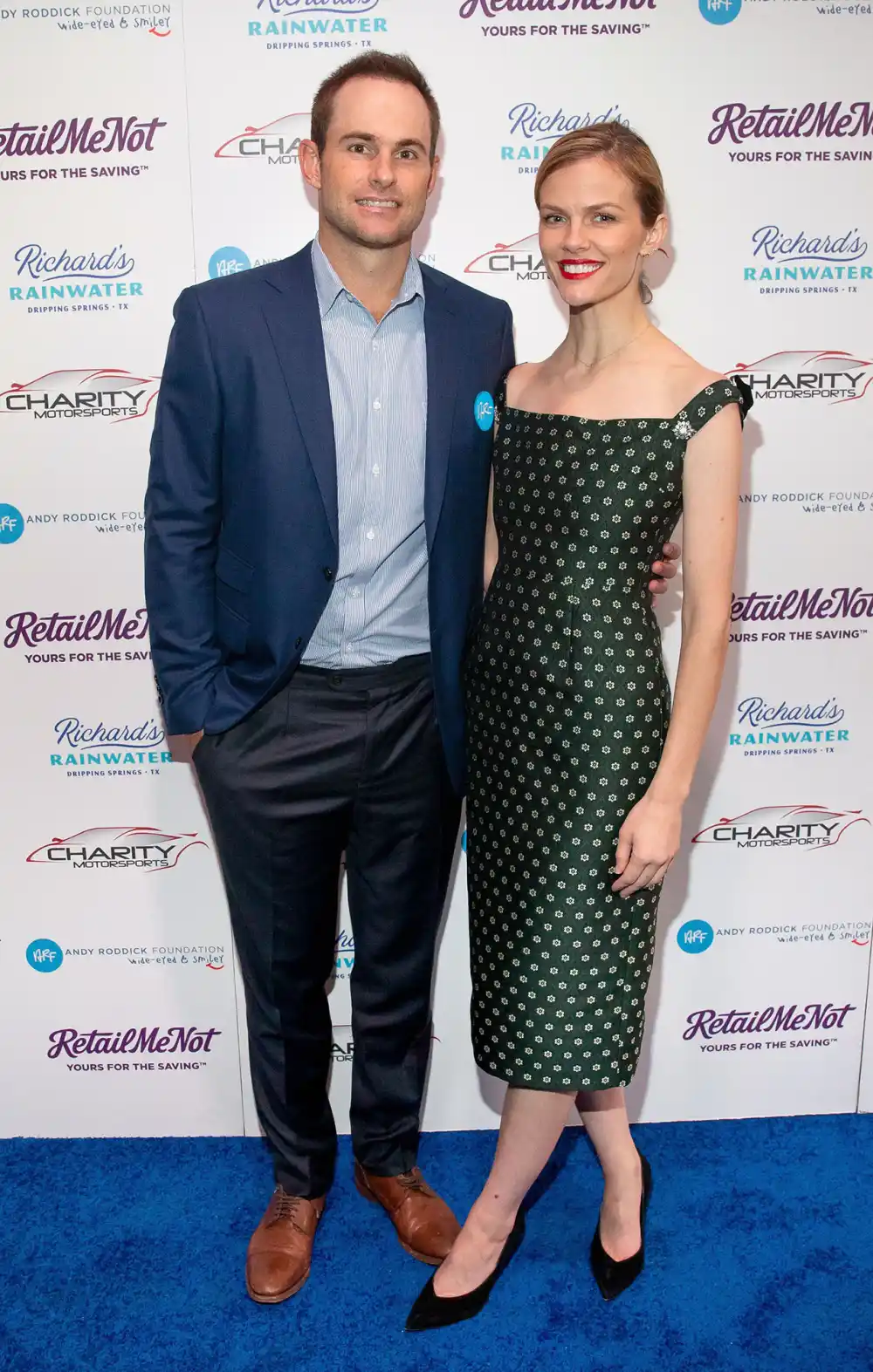 Andy Roddick and Brooklyn Decker Keep the Romance Alive