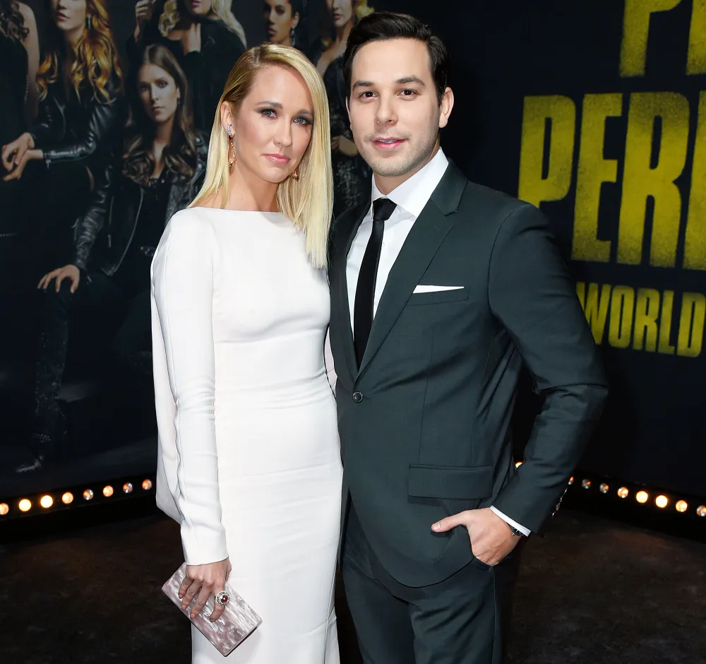 Anna Camp and Skylar Astin Finalize Divorce