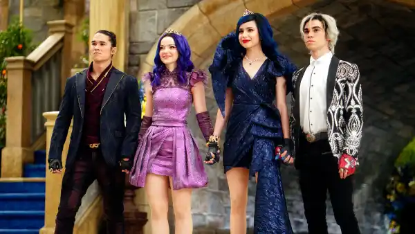 Cameron Boyce's 'Descendants' Costars Text Him Moments Before Premiere