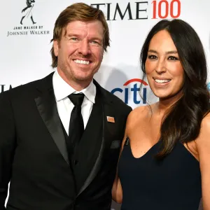 Chip Gaines Surprises Wife Joanna With an English Mastiff Puppy