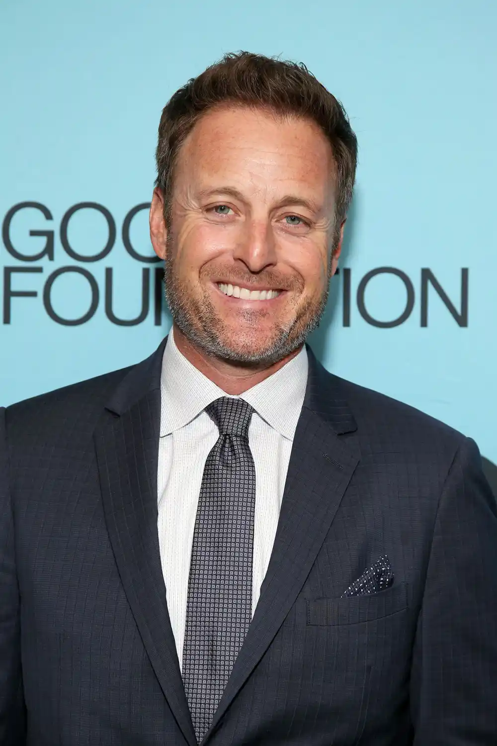 Chris Harrison Not Offciating Sarah Hyland Wells Adams Wedding