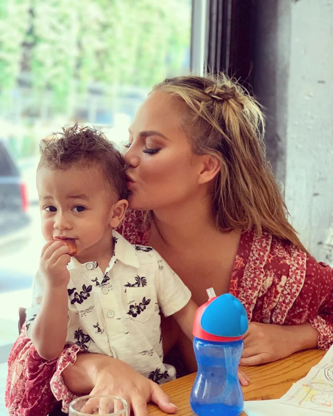 Chrissy Teigen Kisses Miles