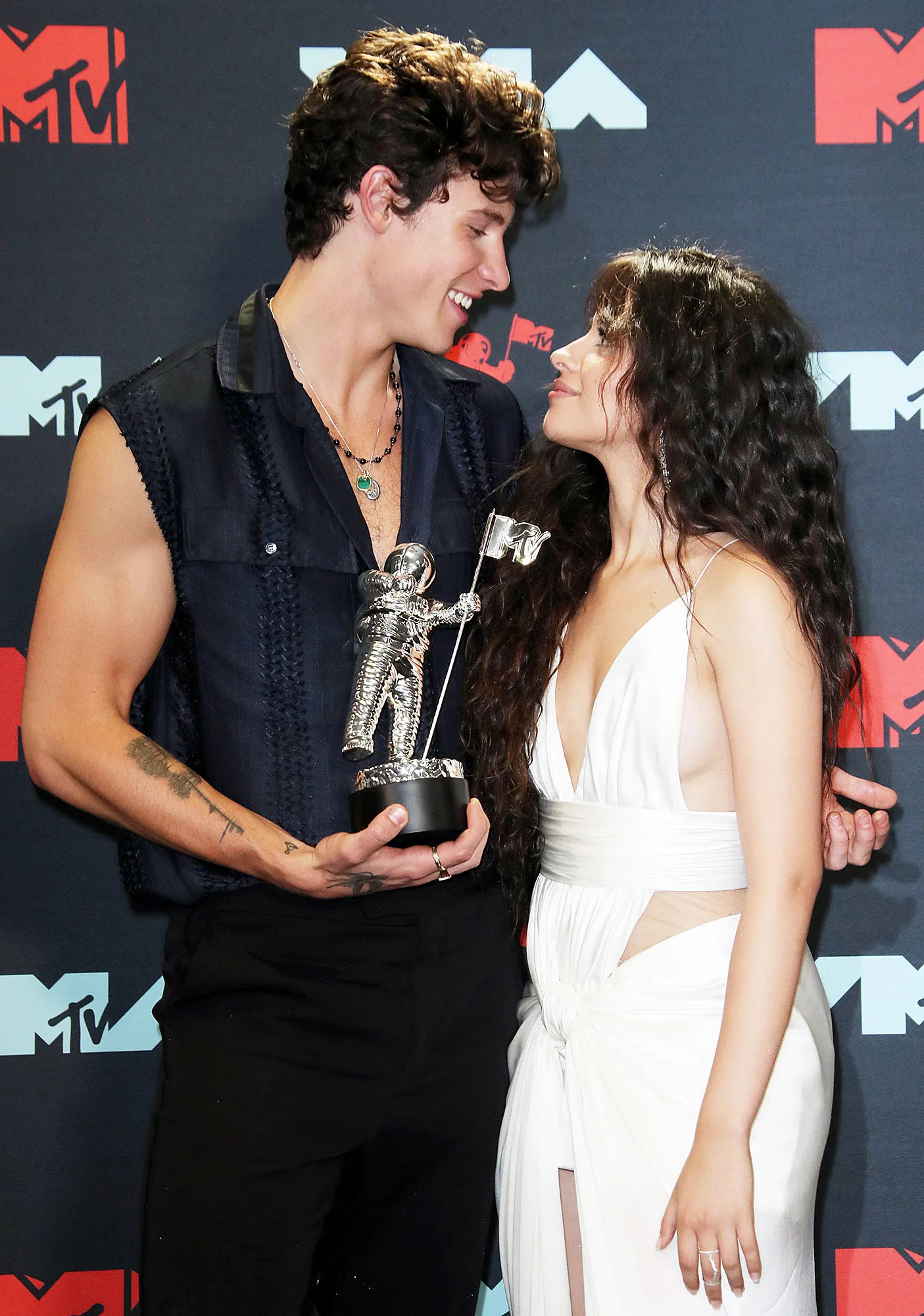 Shawn Mendes and Camila Cabello Hottest Couples at the VMAs 2019