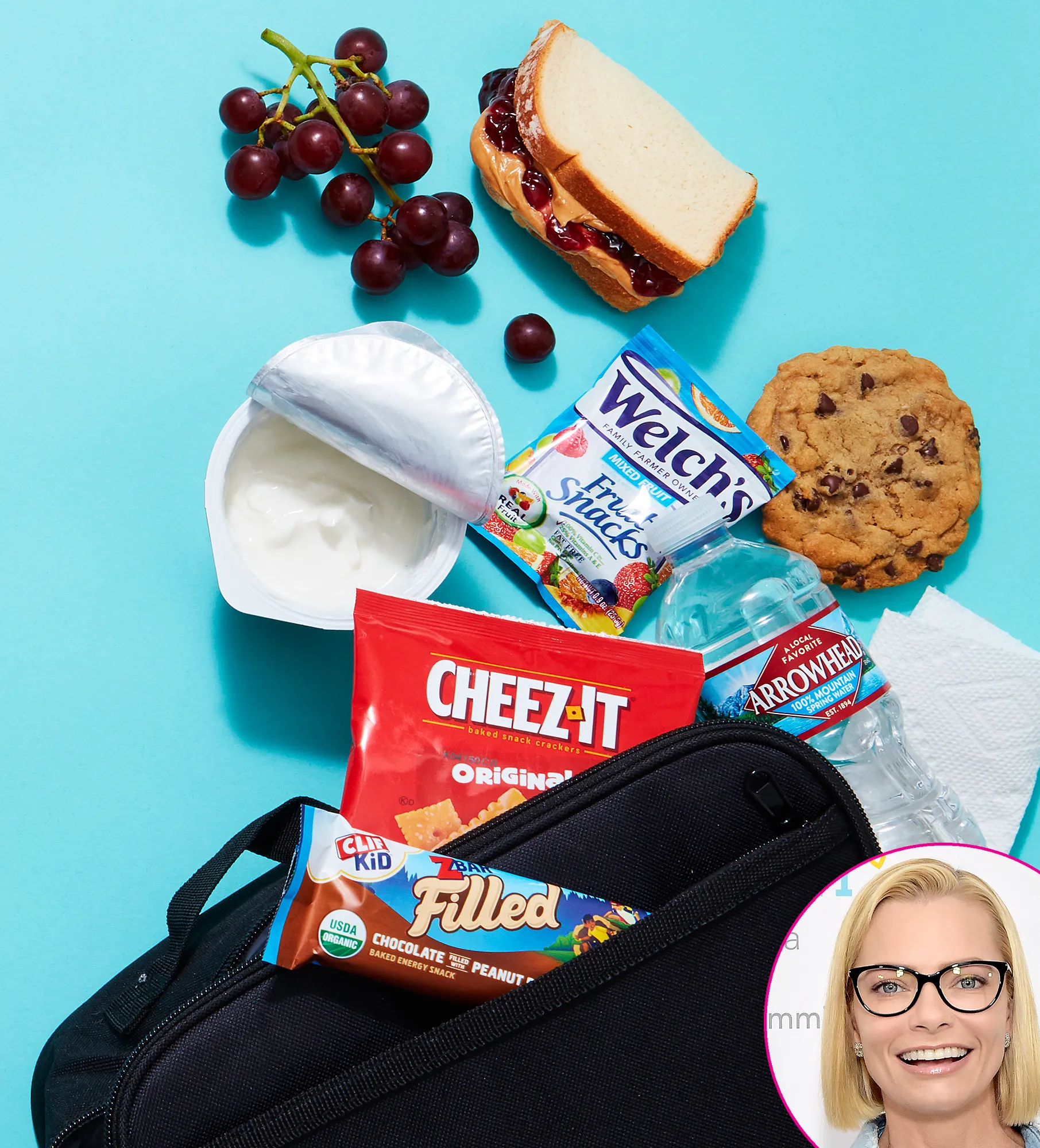 Jaime-Pressly-son's-lunchbox