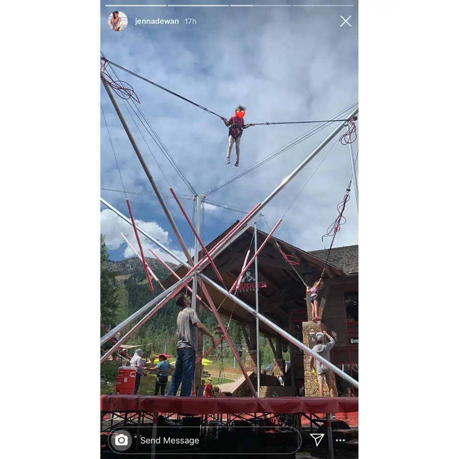 Jenna Dewan Vacation With Daughter Everly