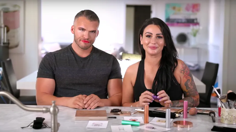 Jenni-&lsquo;JWoww&rsquo;-Farley-Does-Boyfriend-Makeup-Challenge-on-Zack-Carpinello
