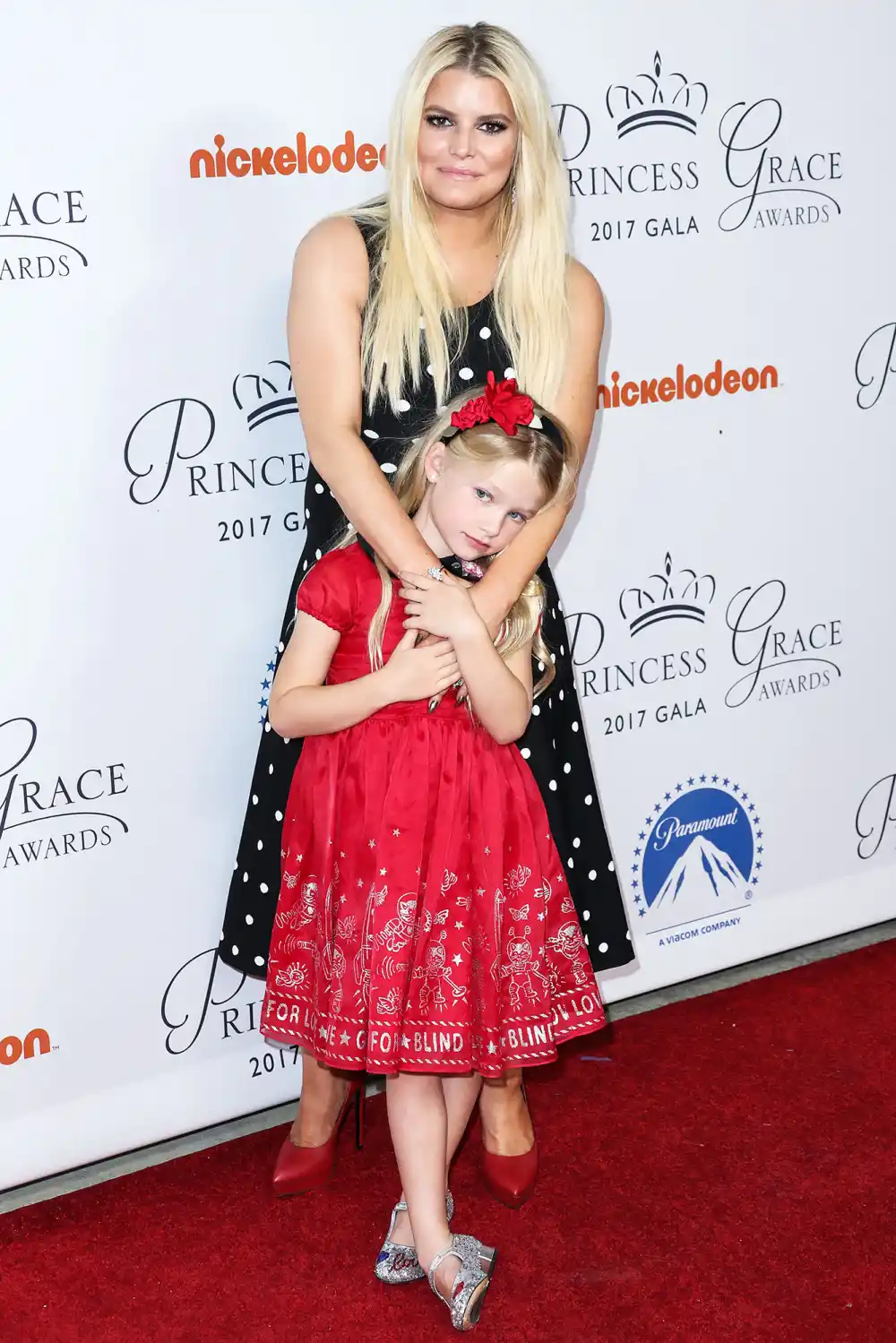 Jessica Simpson Is Mom-Shamed for Dyeing 7-Year-Old Daughter Maxwell&rsquo;s Hair