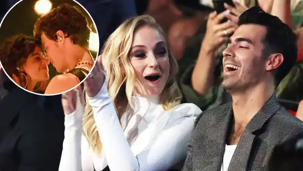 Joe Jonas and Sophie Turner Were Desperately Waiting for Shawn Mendes and Camila Cabello to Kiss During VMAs 2019 Performance