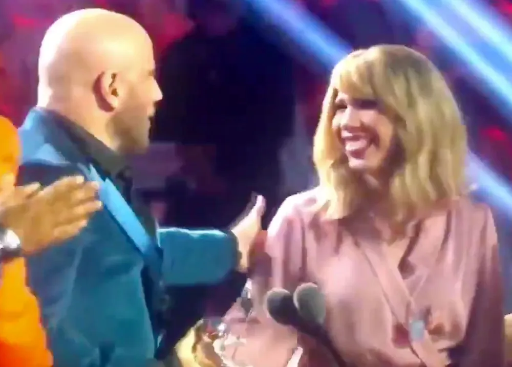 John Travolta Mistakes RuPaul&rsquo;s Jade Jolie for Taylor Swift at VMAs