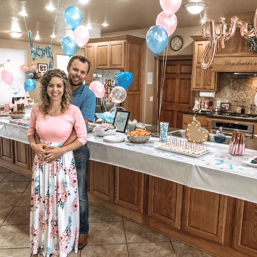 John-and-Abbie-Duggar-gender-reveal