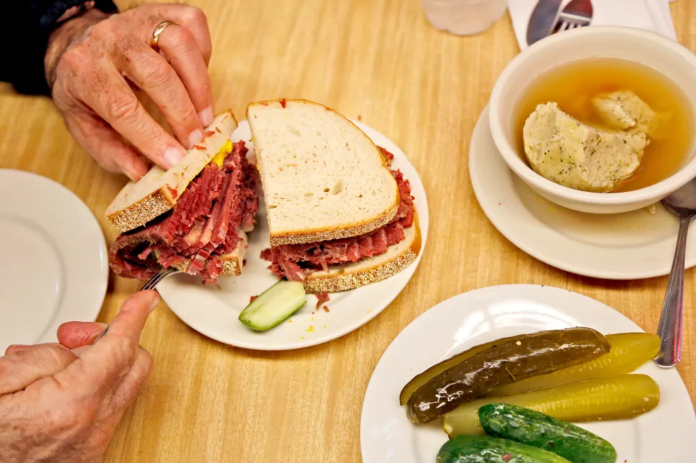Katz's-Deli-Uber-Eats