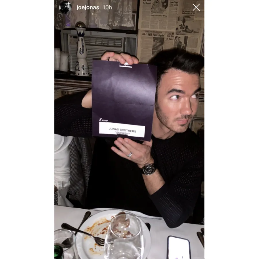 Kevin-Jonas-VMAs-2019