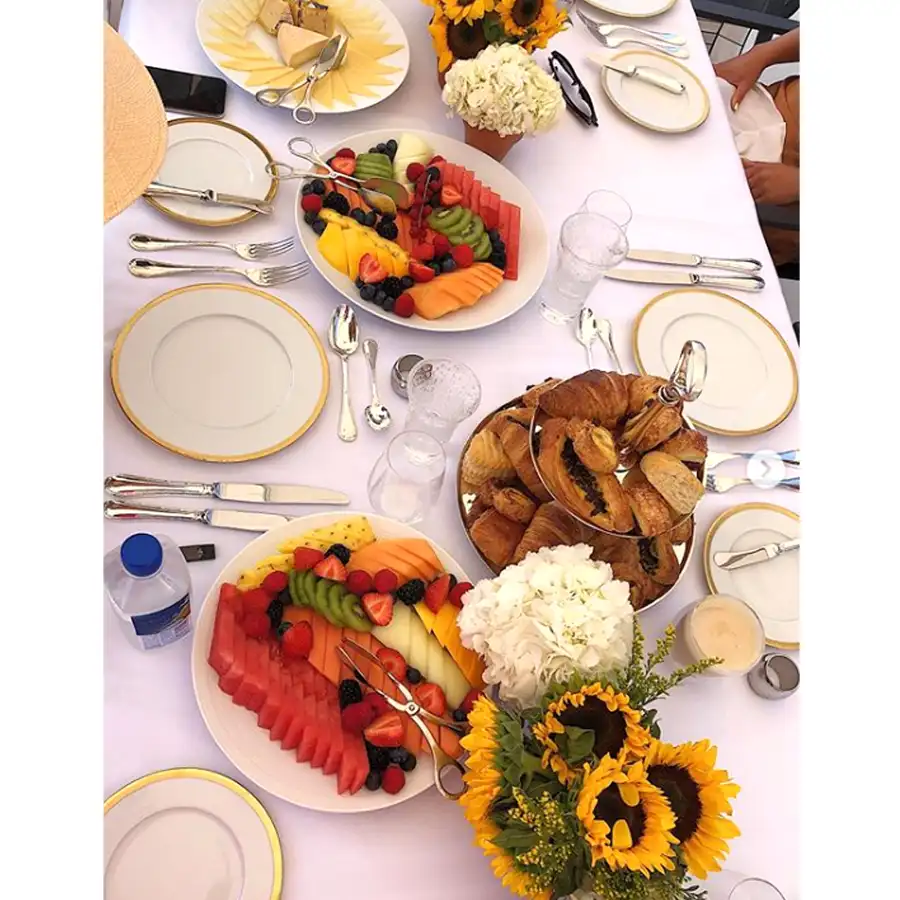 Kylie Jenner Lavish Birthday Eats in Italy