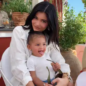 Kylie Jenner Recalls Stormi Birth Travis Scott Documentary