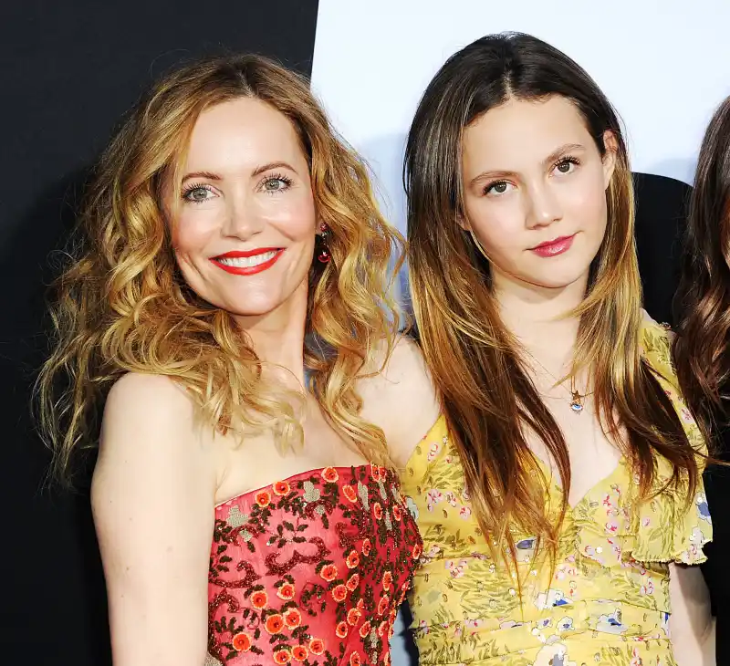 Leslie Mann Daughter Iris Claps Back After Mom Critiques Makeup Instagram Text Me