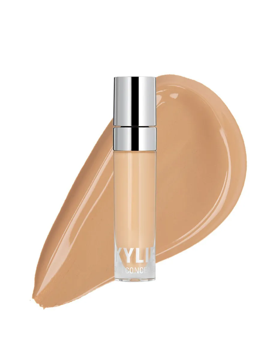 Manny MUA What's in My Bag