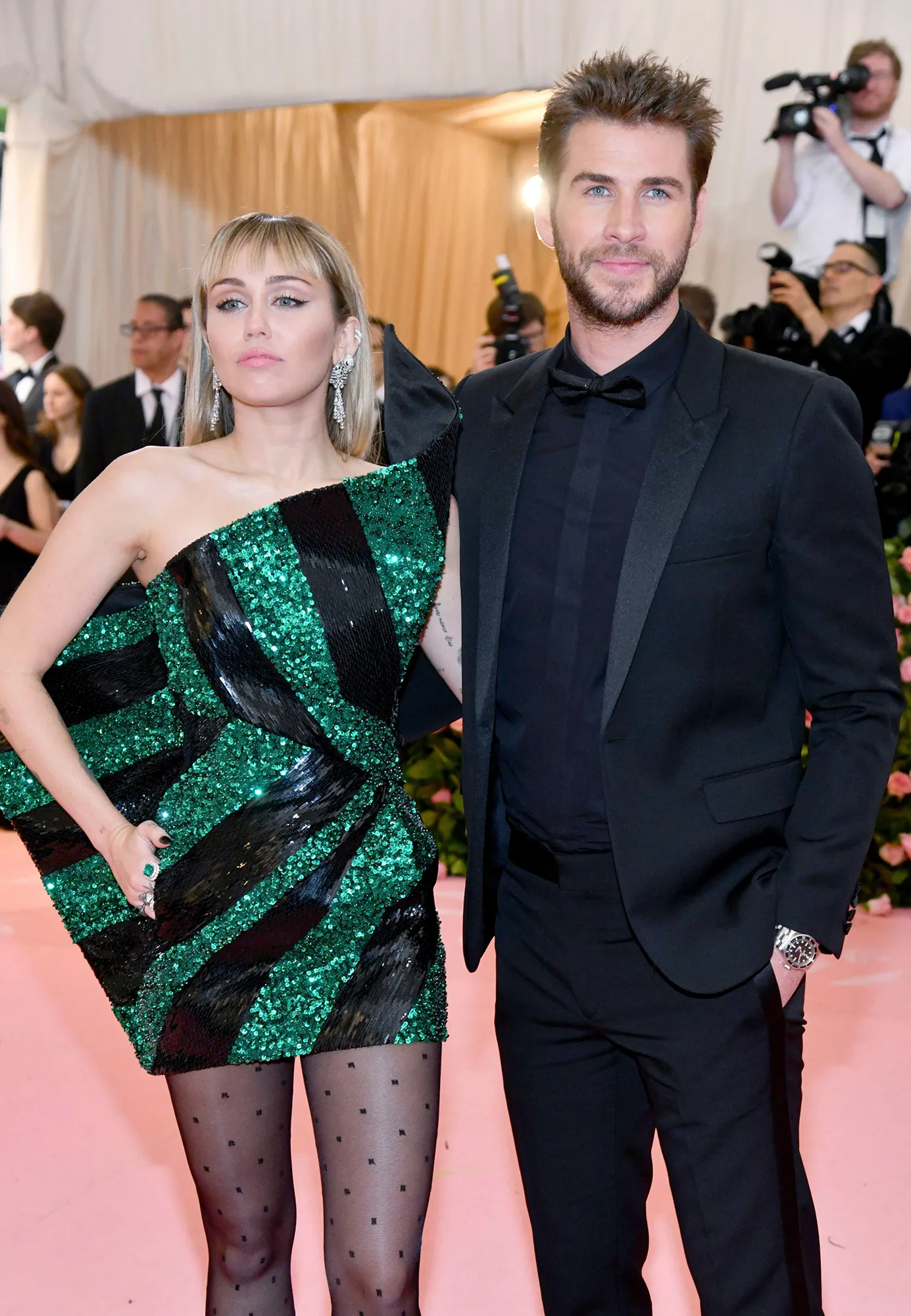 Miley Cyrus, Liam Hemsworth’s Families Want Them to Work Things Out