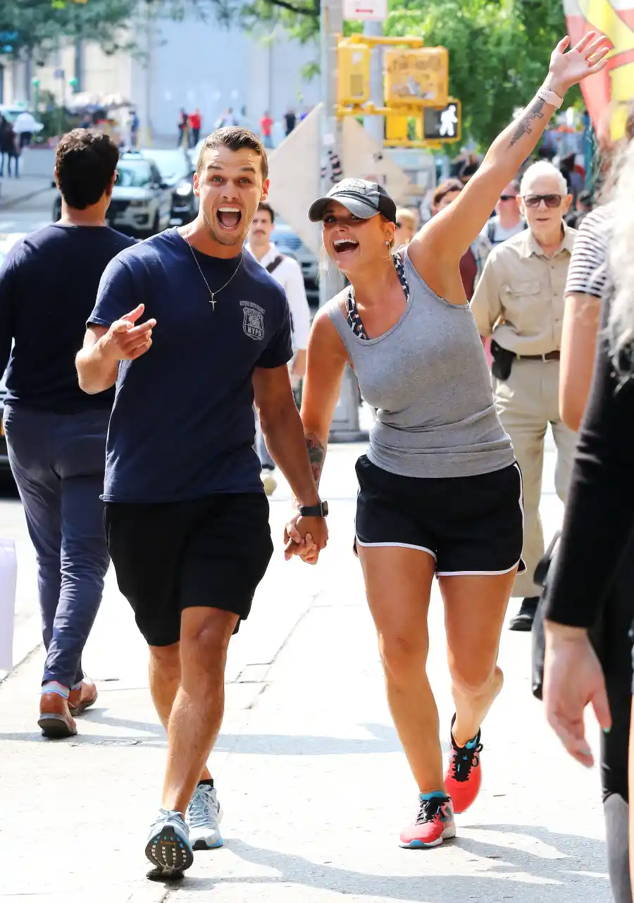 Miranda Lambert Brendan McLoughlin Timeline Whirlwind Romance