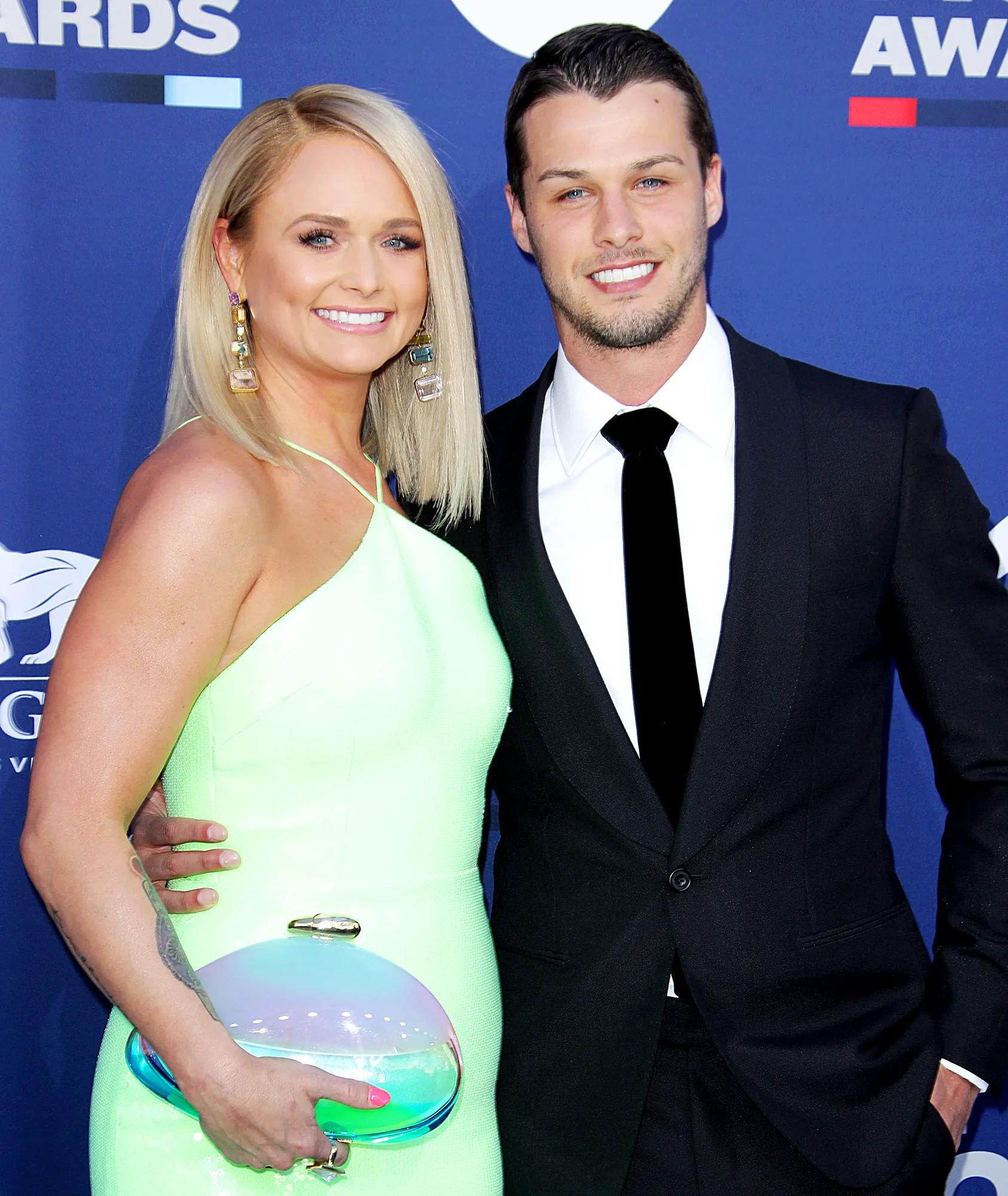 Miranda-Lambert-Brendan-McLoughlin-shirtless-pic