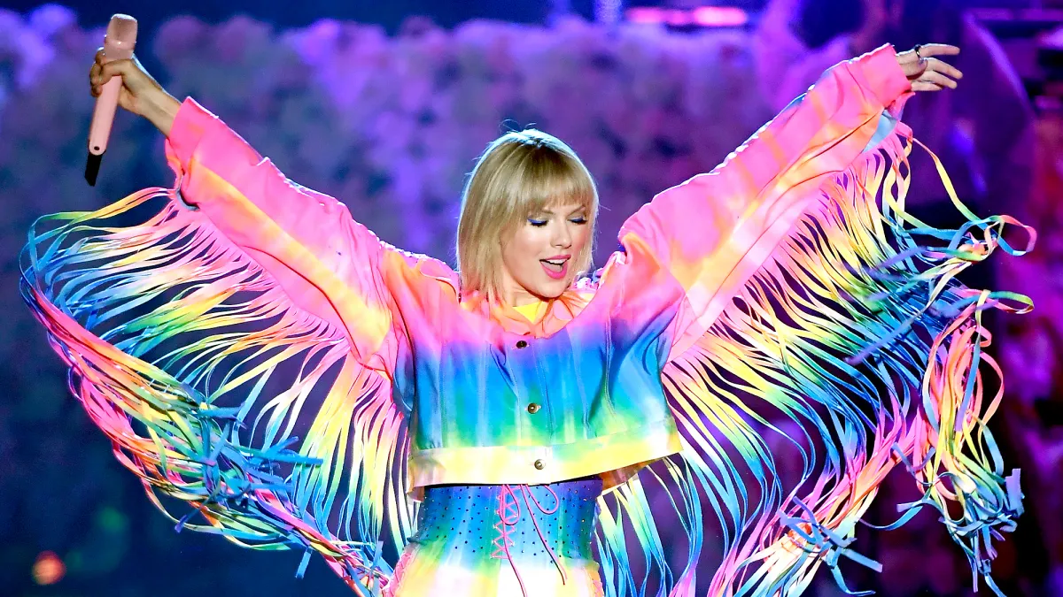 Teen-Choice-Awards-2019-Taylor-Swift