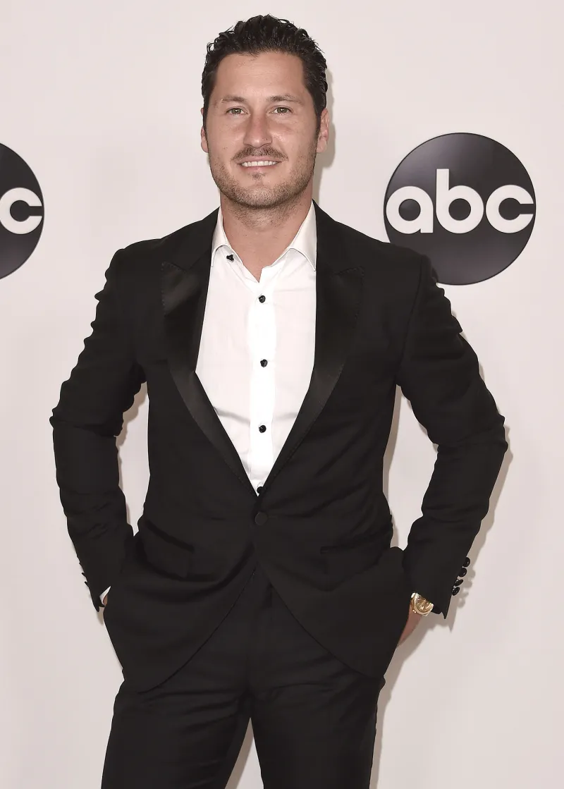 Valentin Chmerkovskiy Celebs Slam Lara Spencer Comments About Prince George