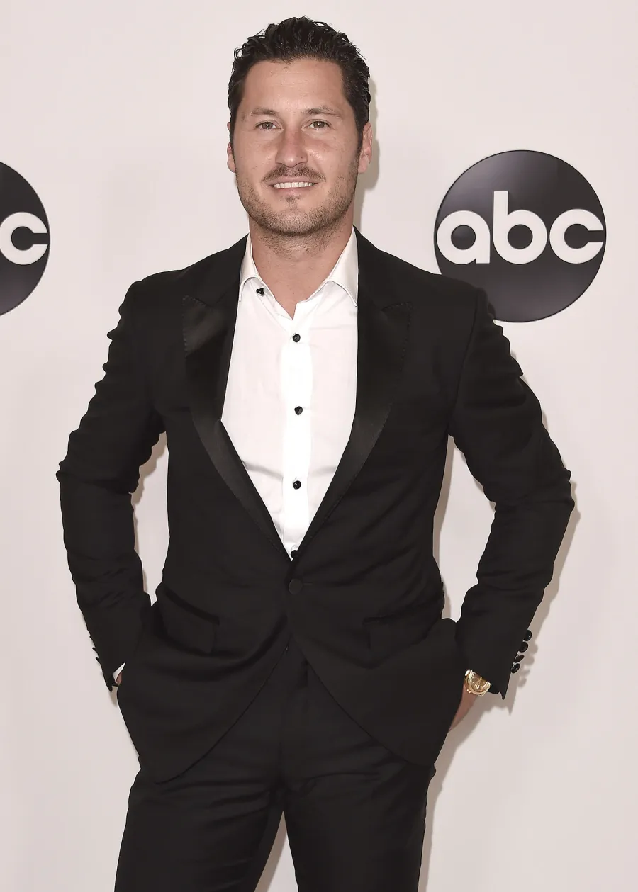 Valentin Chmerkovskiy Celebs Slam Lara Spencer Comments About Prince George