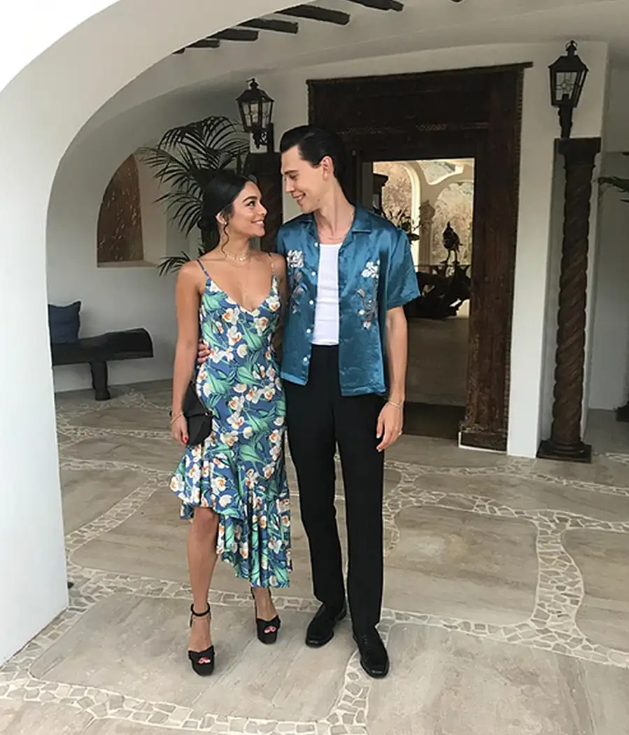 Vanessa Hudgens Austin Butler Matching Outfits Instagram August 20, 2019