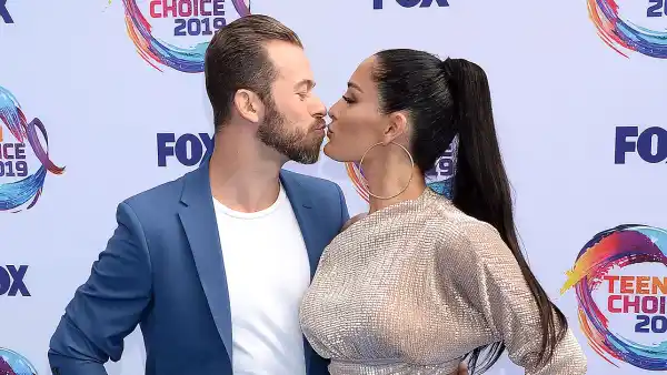 Artem Chigvintsev and Nikki Bella Kissing